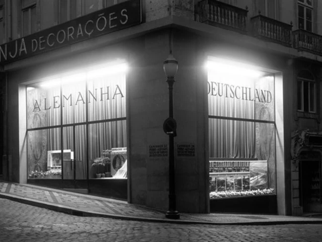 Lisbon - Germans displaying their propaganda